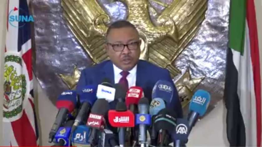 وزير الخارجية السوداني في المؤتمر الصحفي مع نظيره البريطاني