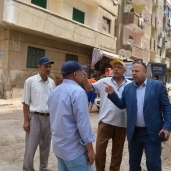 مساعد محافظ كفر الشيخ يتفقد أعمال الرصف بتقسيم 4 بغرب المدينة