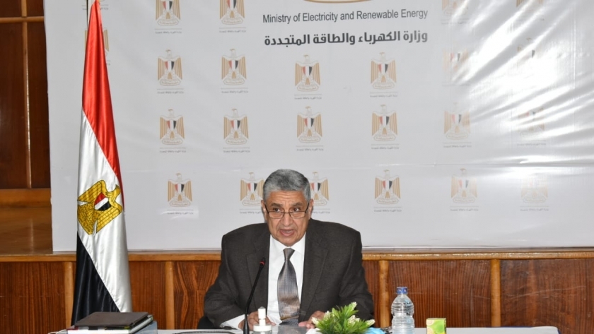 الدكتور محمد شاكر وزير الكهرباء والطاقة المتجددة