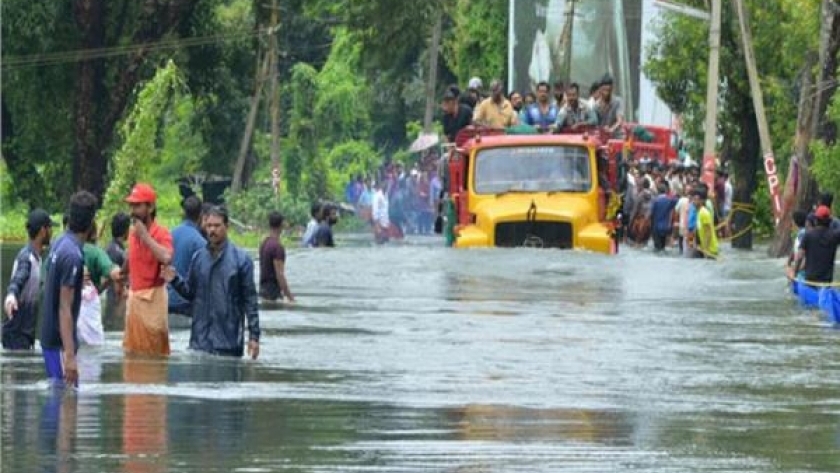 تحذير من فيضانات جديدة في جنوب الهند والحصيلة تصل الى 244 قتيلا