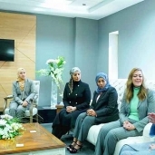 جانب من زيارة الشيخة جواهر القاسمي لأكاديمية الشباب