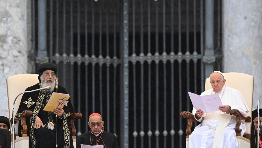 البابا تواضروس برفقه البابا فرنسيس
