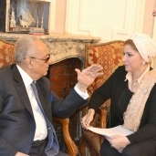 د. منال العبسي مع رئيس حزب الوفد