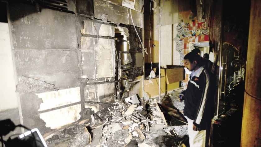آثار اعتداء «الإخوان الإرهابية» على مقر الجريدة