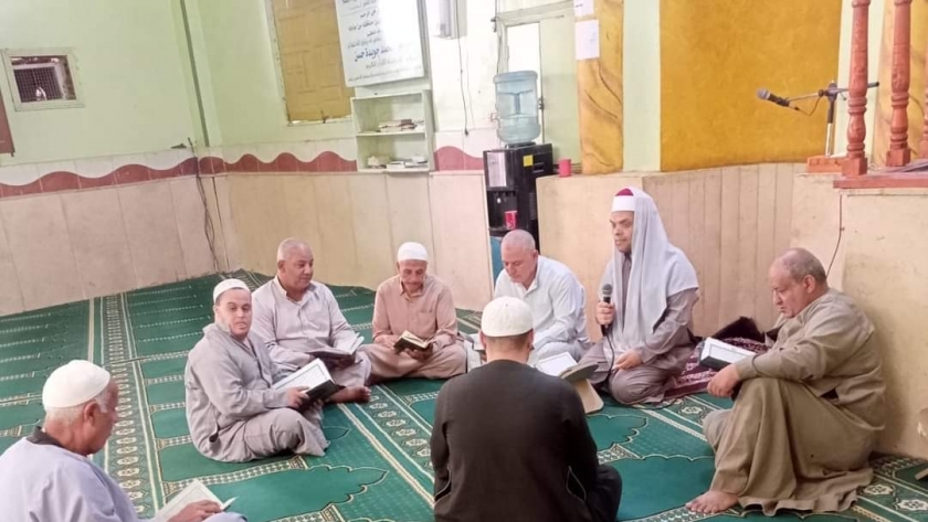 قراءة سورة الكهف في 1000 مسجد ببني سويف
