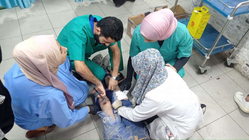 جراحة الأحد المصابين بمستشفى كمال عدوان