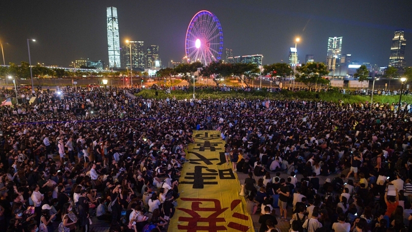 مظاهرات في هونج كونج عشية احتفالات الذكرى الـ70 لقيام الصين الشيوعية