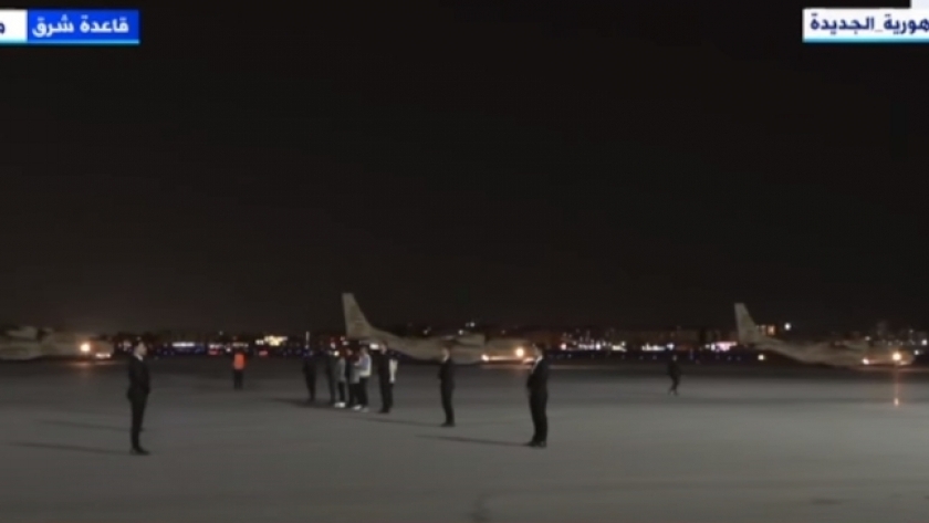وصول طائرات تقل مصريين من السودان