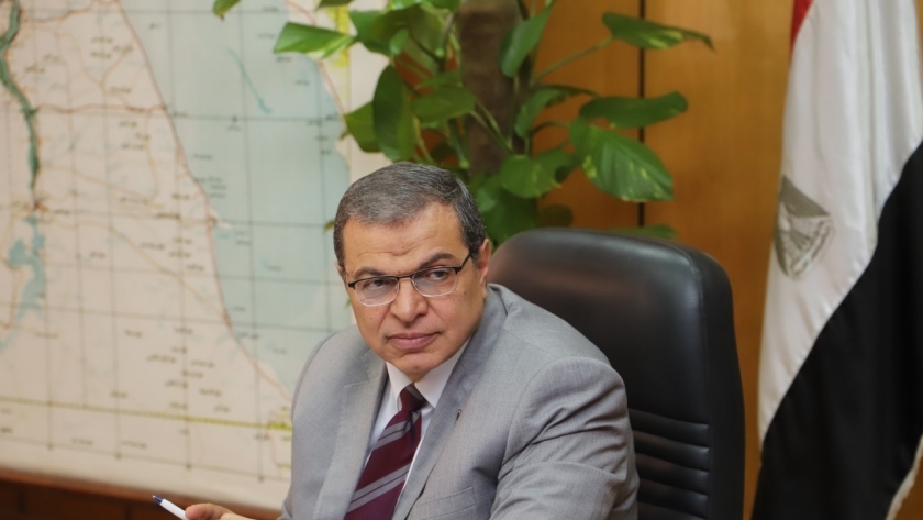وزير القوى العاملة الدكتور محمد سعفان