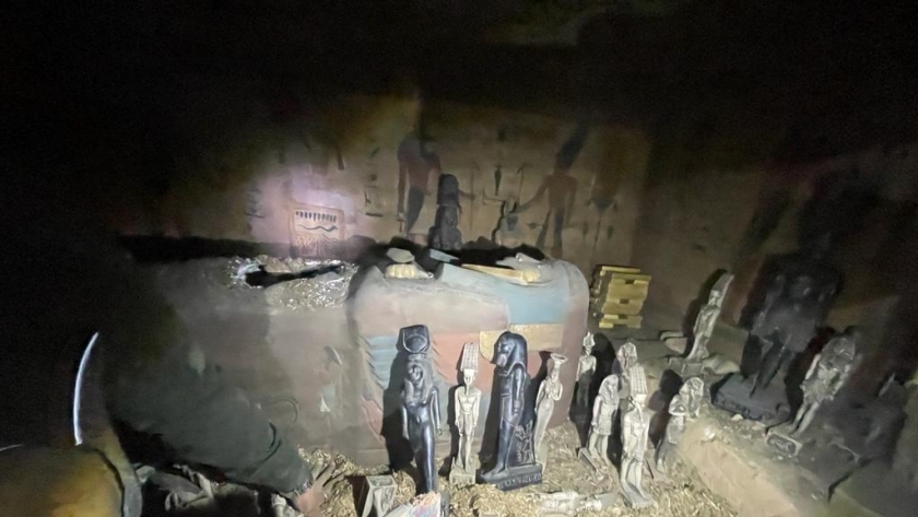 القصة الكاملة لمقبرة بني سويف المُقلدة: «حيلة جديدة للإيقاع بالضحايا»