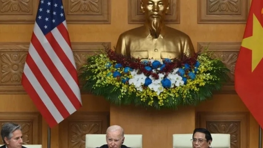 لقاء بين الرئيس الأمريكي ورئيس الوزراء الفيتنامي