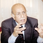 الدكتور مفيد شهاب أستاذ القانون الدولى، ووزير شؤون مجلسى الشعب والشورى سابقًا