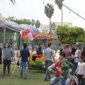 توافد المواطنين على حديقة صنعاء في مناسبات سابقة