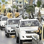 عناصر «داعش» فى استعراض عسكرى بمدينة «سرت» الليبية