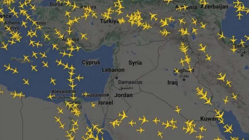 المجال الجوي في الشرق الأوسط لحظة الهجوم الإيراني على إسرائيل