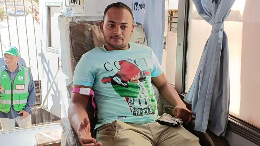 التبرع بالدم لفلسطين في الفيوم