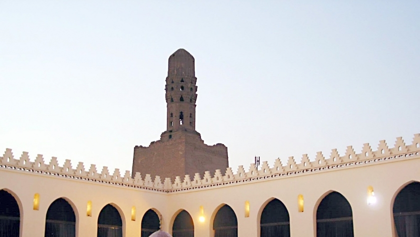 مسجد الحاكم بأمر الله يدخل دائرة التطوير