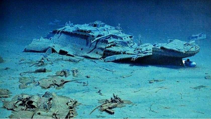 حطام سفينة تيتانيك في قاع المحيط