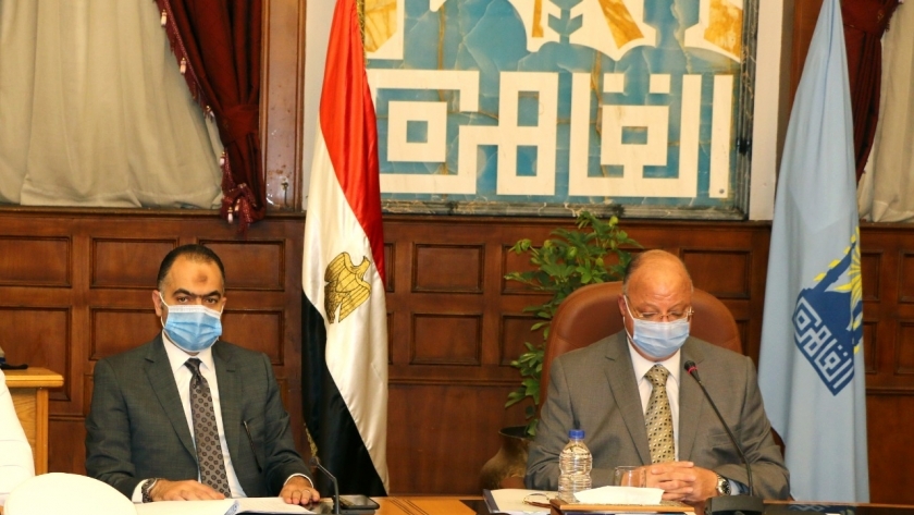 جانب من اجتماع محافظ القاهرة