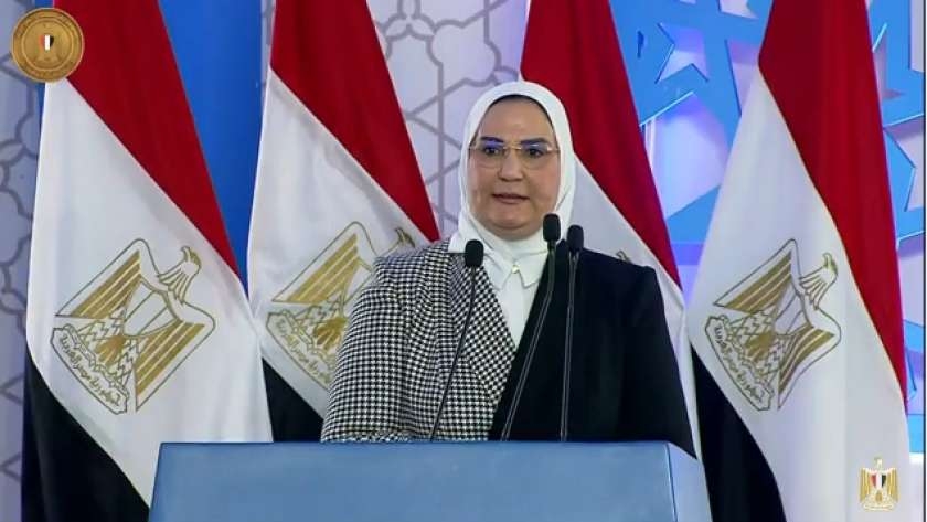 نيفين القباج وزيرة التضامن الاجتماعى  توضح تفاصيل صرف تعويضات للمصابين