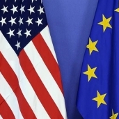 محادثات بين "واشنطن" و "بروكسل" لتسوية نزاع الاقتصادين العملاقين