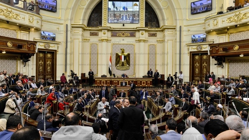 الجلسة العامة للبرلمان برئاسة الدكتور على عبدالعال