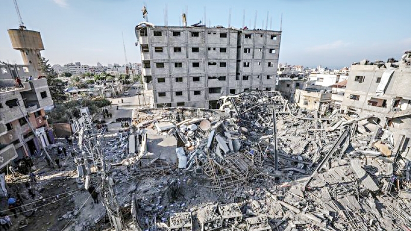 آثار دمار الغارات الإسرائيلية على قطاع غزة
