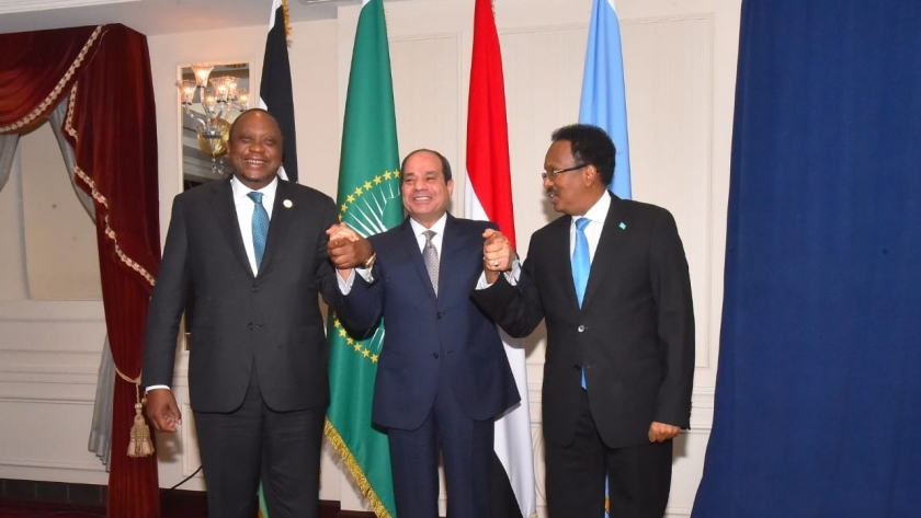 بوساطة السيسي.. تشكيل لجنة ثنائية لإعادة الثقة بين كينيا والصومال