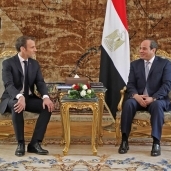 الرئيس عبدالفتاح السيسي خلال لقائه بنظيره الفرنسي في زيارته الأخيرة لمصر