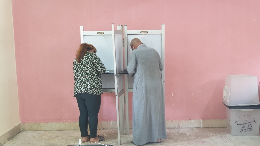 الساعات الاخيرة للانتخابات في دائرة امبابة