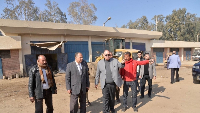 محافظ أسيوط يتفقد مصنع السماد العضوي بإسكندرية التحرير