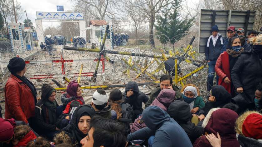 المهاجرين على الحدود التركية
