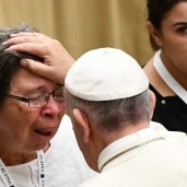 البابا فرنسيس يستقبل عائلات ضحايا مجزرة نيس