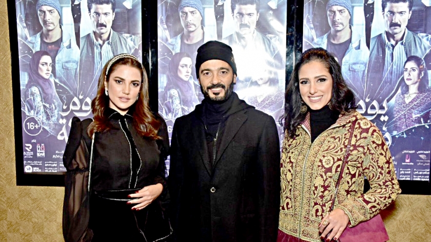خالد النبوي مع حنان مطاوع ودرة في عرض فيلم "يوم وليلة"