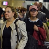 مسافرين روس عقب وصولهم لمطار القاهرة عقب استئناف الرحلات بين البلدين ابريل 2018