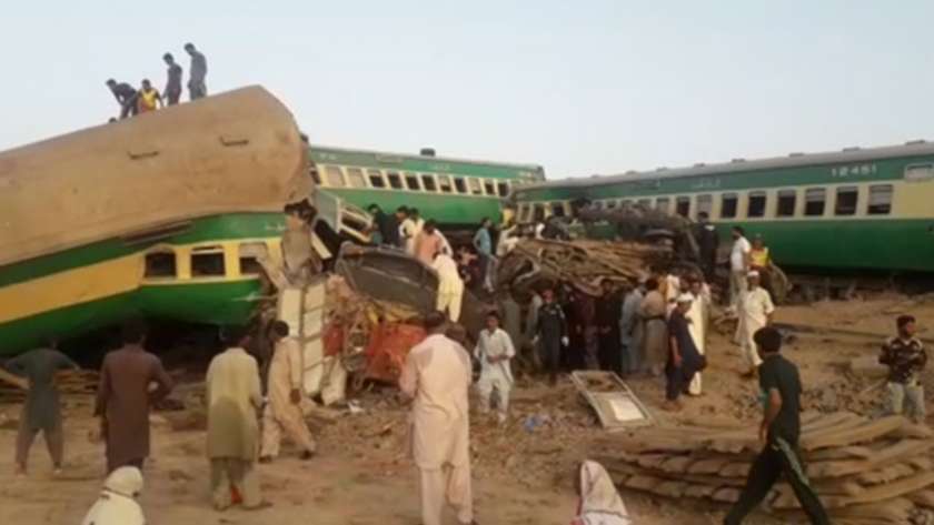 حادث قطارى باكستان