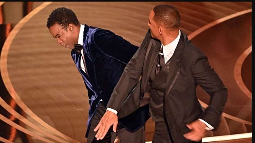 ويل سميث يصفع كريس روك في حفل جوائز أوسكار
