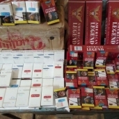 ضبط 400 علبة سجائر مجهولة المصدر شرق الإسكندرية