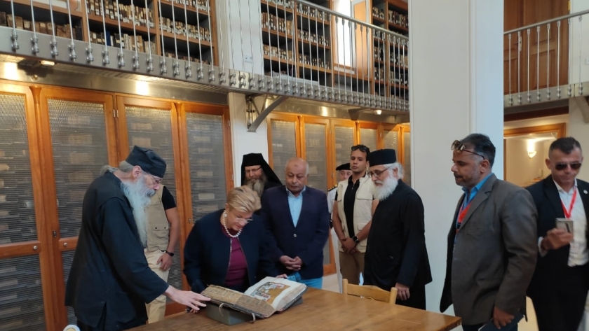 زيارة السيدة الأولي لجمهورية فبرص لدير سانت كاترين