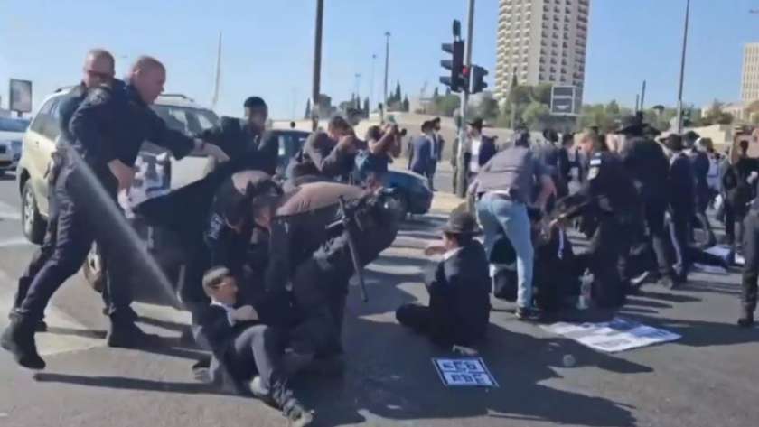 تظاهرات في إسرائيل اعتراضا على تجنيد الحريديم