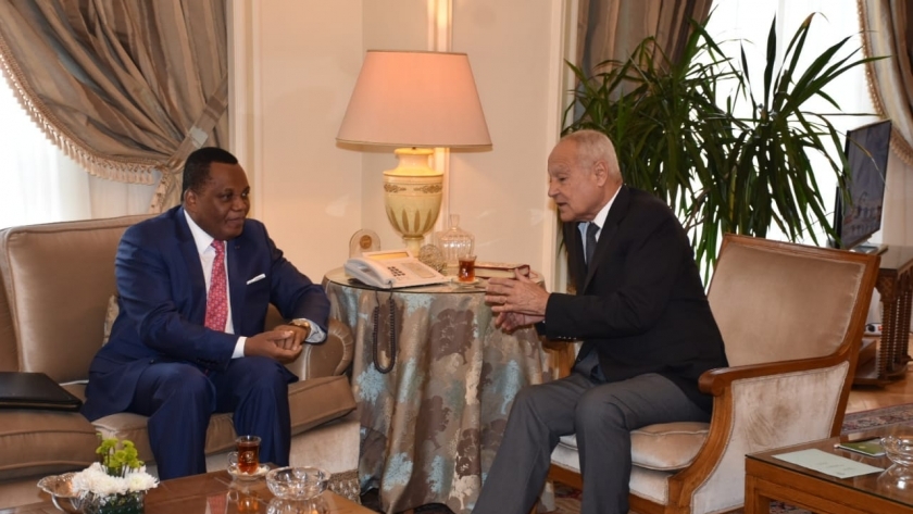 أبو الغيط يلتقي وزير خارجية جمهورية الكونغو