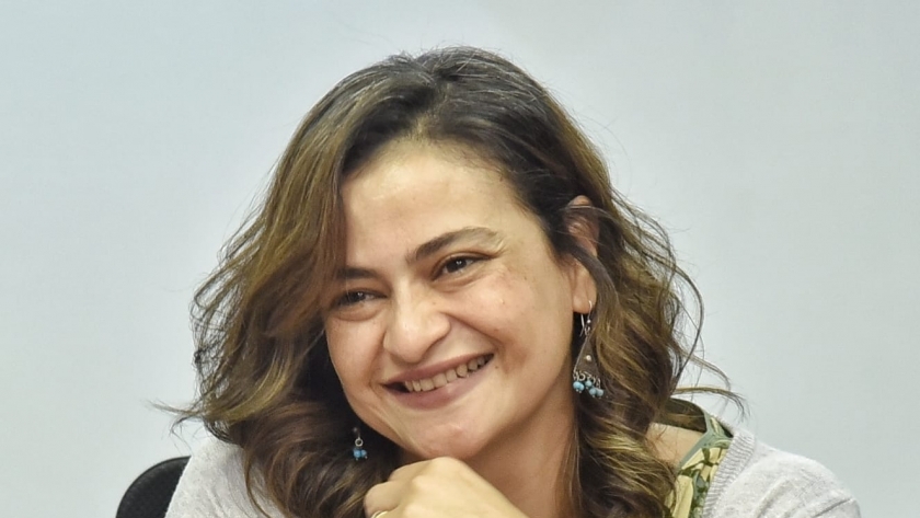 الكاتبة الصحفية علا الشافعي رئيس تحرير جريدة «اليوم السابع»