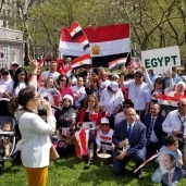 المصريون يرحبون بالسيسي