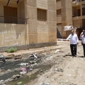 طفح الصرف الصحي بمساكن الأوقاف بكفر الشيخ