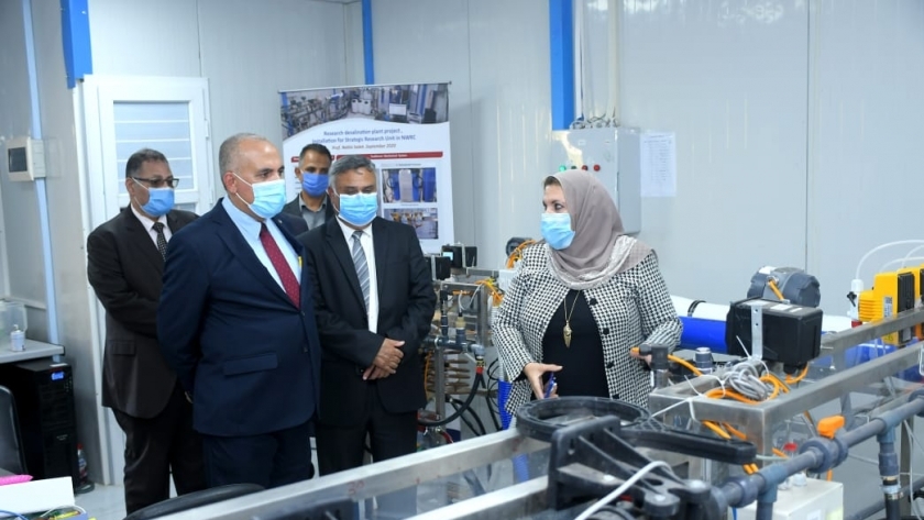 وزير الري، محمد عبد العاطي خلا زيارته لمركز البحوث المائية