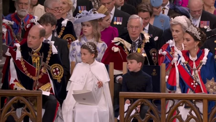الأمير ويليام وأسرته خلال حفل تتويج الملك تشارلز