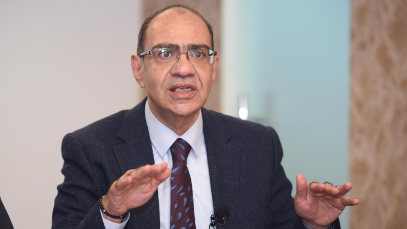 الدكتور حسام حسني - رئيس اللجنة العلمية لمكافحة فيروس كورونا