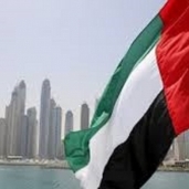 الإمارات والعراق يبحثان أهمية التركيز على مصادر الطاقة النظيفة