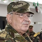 قائد الجيش الجزائري الفريق أحمد قايد صالح