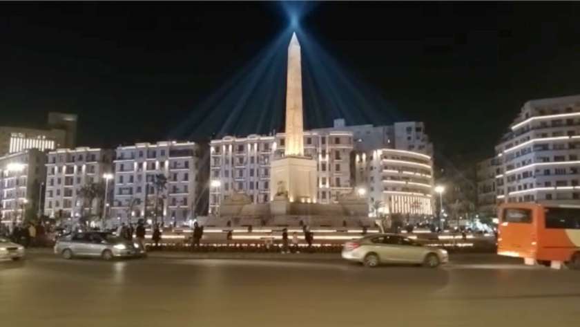 ميدان التحرير يتزين لموكب نقل المومياوات الملكية